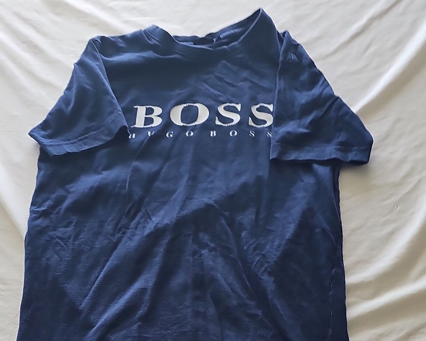 Hugo Boss Navy Blue Graphic T-Shirt with White Logo size L 316