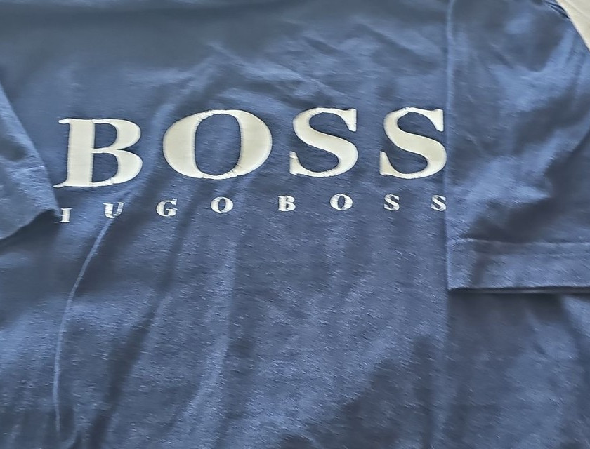 Hugo Boss Navy Blue Graphic T-Shirt with White Logo size L 316 - Image 4