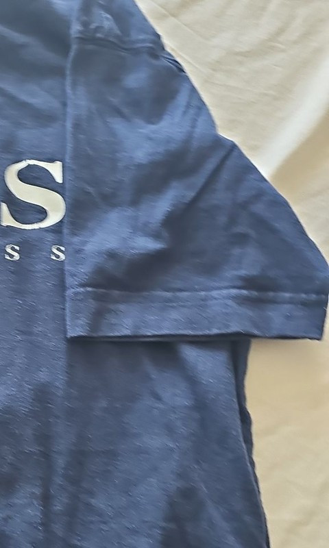 Hugo Boss Navy Blue Graphic T-Shirt with White Logo size L 316 - Image 5