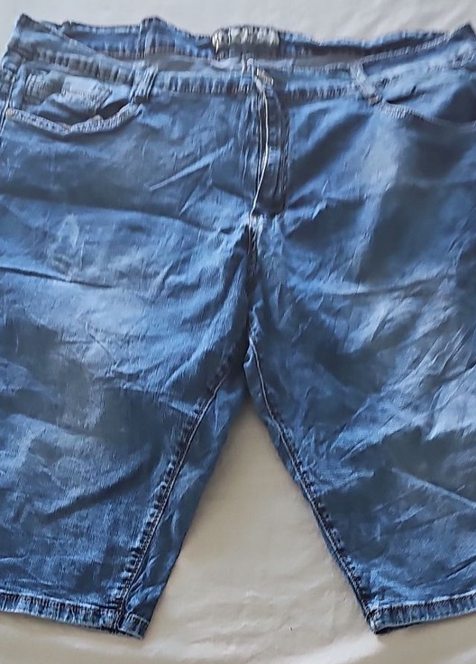Viman Casual Blue Denim Shorts with Distressed Wash w 42  348