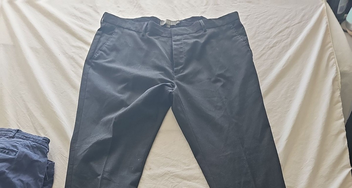 Williams & Brown Men’s Black Slim-Fit Chino Trousers – Size 40L  305