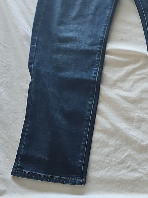 Amazon Essentials Men's Athletic Fit Blue Jeans 33W x 29L 338 - Image 3