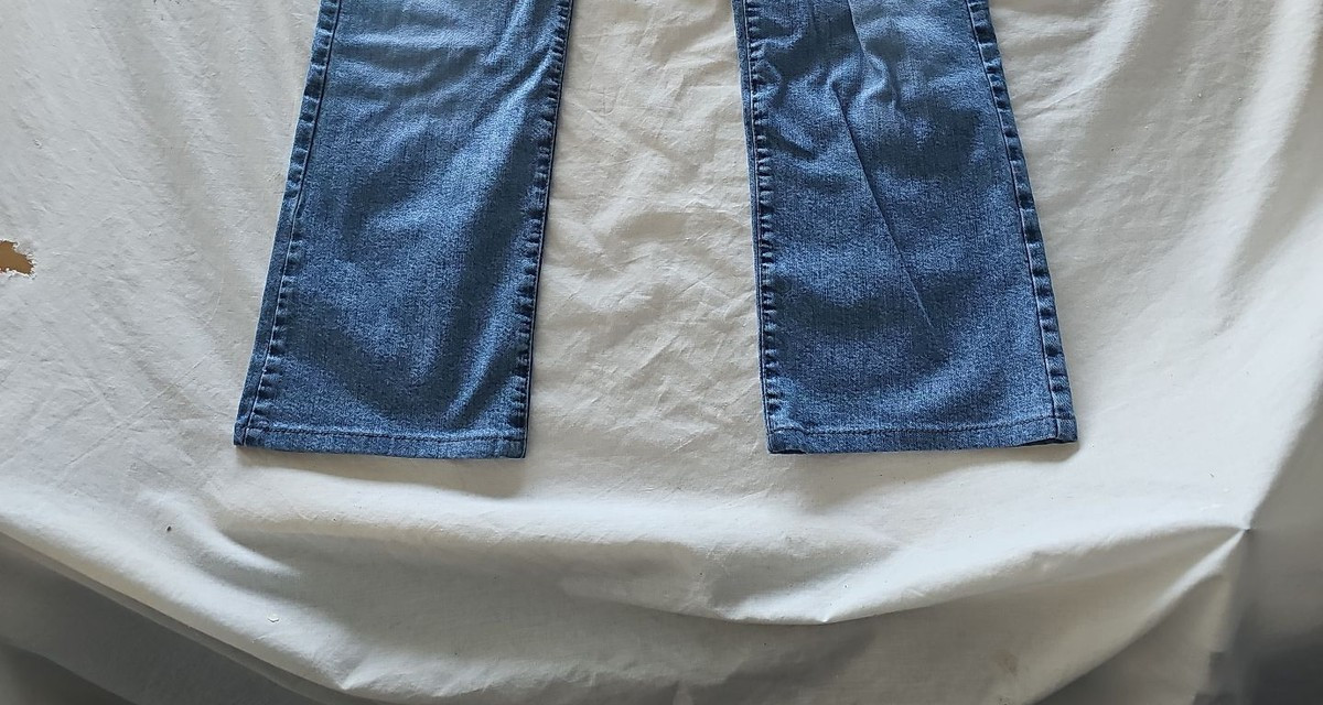 Armani Jeans Classic Blue Denim Mid-Rise Straight Leg Jeans 340 - Image 3