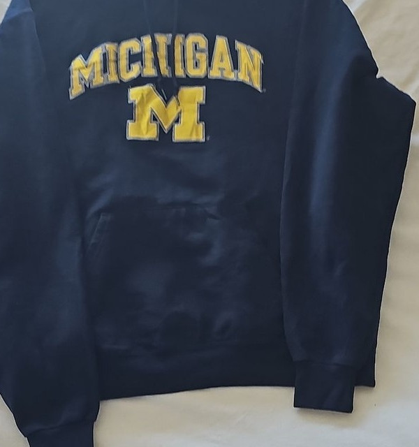 Vintage Champion Michigan Wolverines Navy Hoodie size us m  275