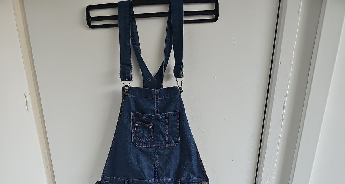 Vigoss Jeans Dark Wash Denim Overalls Size L  268