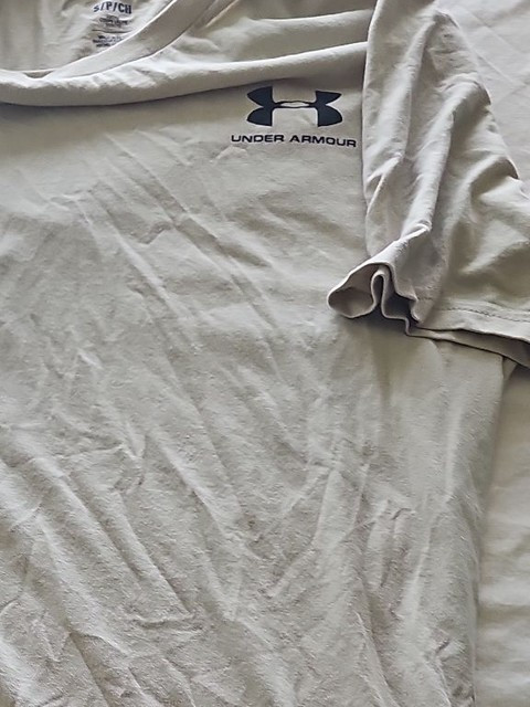 Under Armour Men's Loose Fit Training T-Shirt in Stone Grey 332 - Image 4