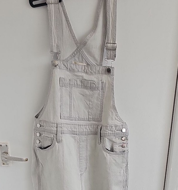 Universal Thread Light Wash Denim Dungarees Overalls  254