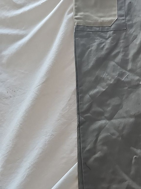 boohooMAN Tall Relaxed Multi-Tonal Khaki Cargo Trousers 238 waiste 34 leg 29 - Image 3