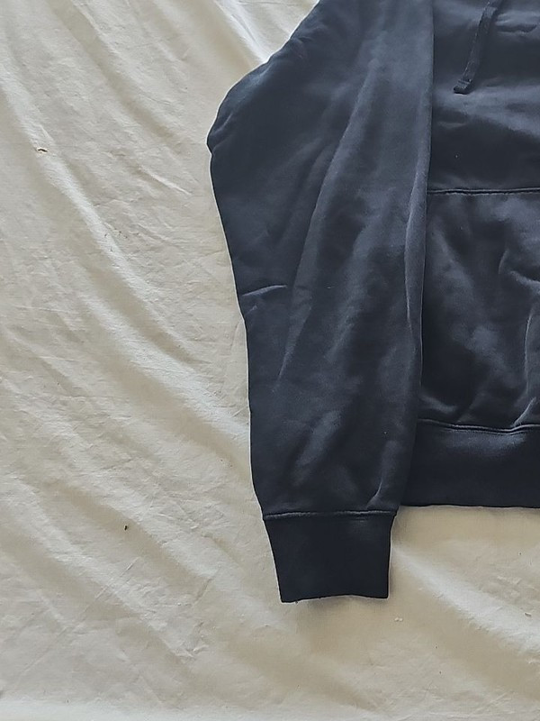 Nike Sportswear Essential Fleece Hoodie in Black 329 - Image 3