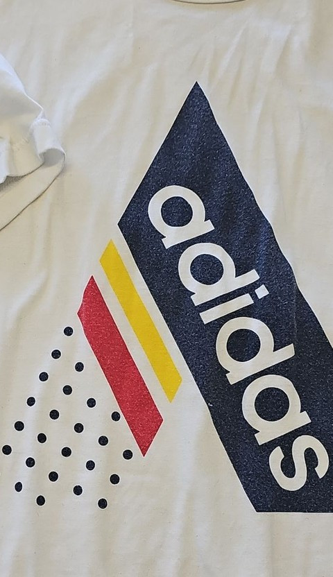 Vintage Adidas Trefoil Graphic T-Shirt - White & Navy Blue D499 - Image 11
