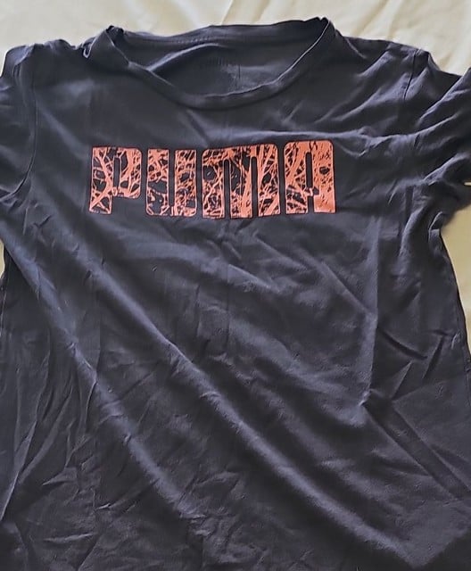 Puma Women's Graphic Logo T-Shirt Charcoal Grey & Coral Pink D493 - Image 7