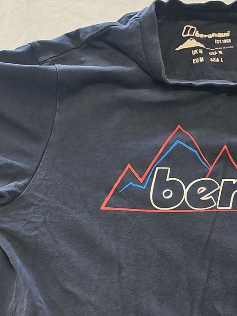 Berghaus Men's Logo Graphic T-Shirt Navy Blue Size Medium - Image 12