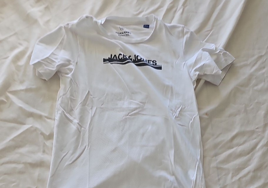 Jack & Jones Boys White Graphic Logo T-Shirt C485 - Image 8