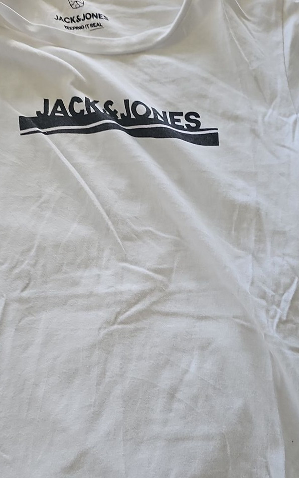 Jack & Jones Boys White Graphic Logo T-Shirt C485 - Image 12