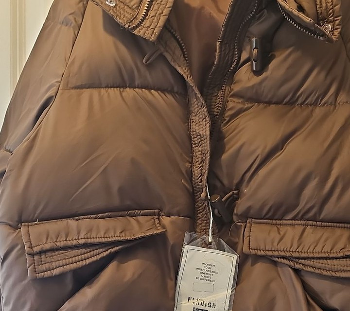 Fashion Design Brown Quilted Puffer Jacket with Toggle Details W554 - Image 8