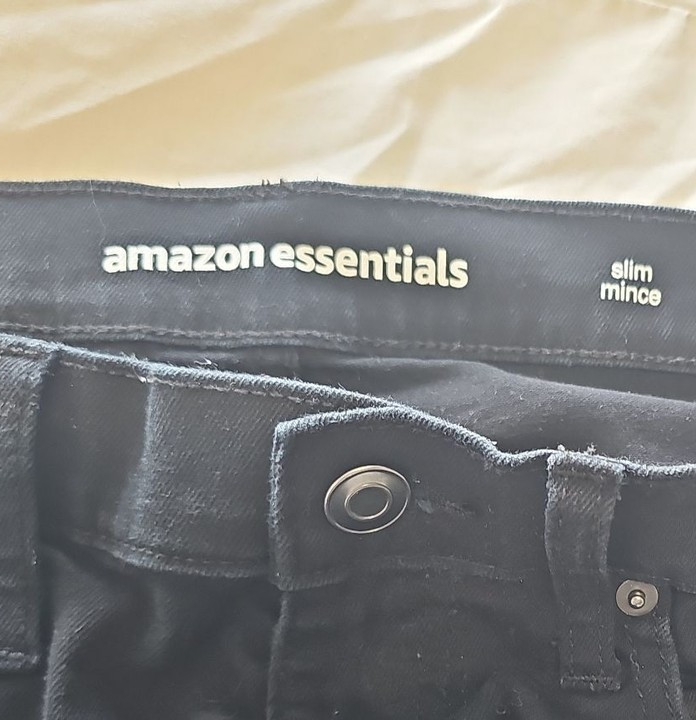 Amazon Essentials Men's Slim Fit Black Jeans 31W x 30L F558 - Image 9