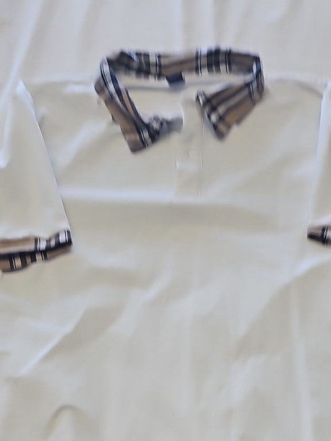 Manfinity White Polo Shirt with Plaid Trim Detail S M700 - Image 8