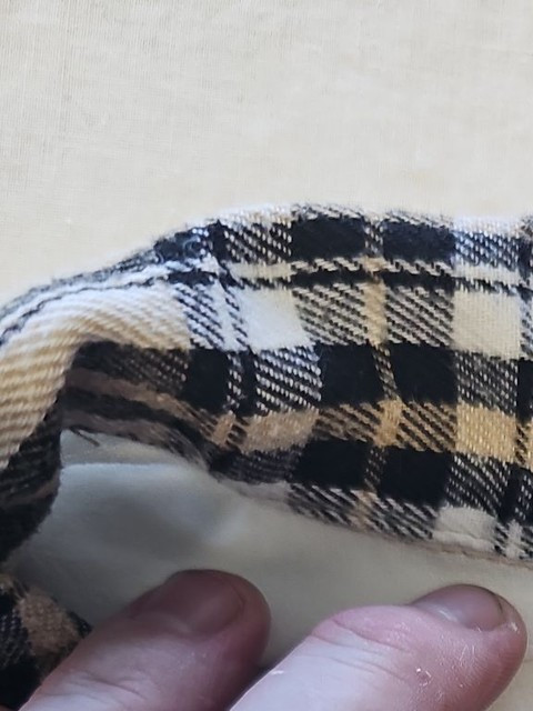 Manfinity White Polo Shirt with Plaid Trim Detail S M700 - Image 11