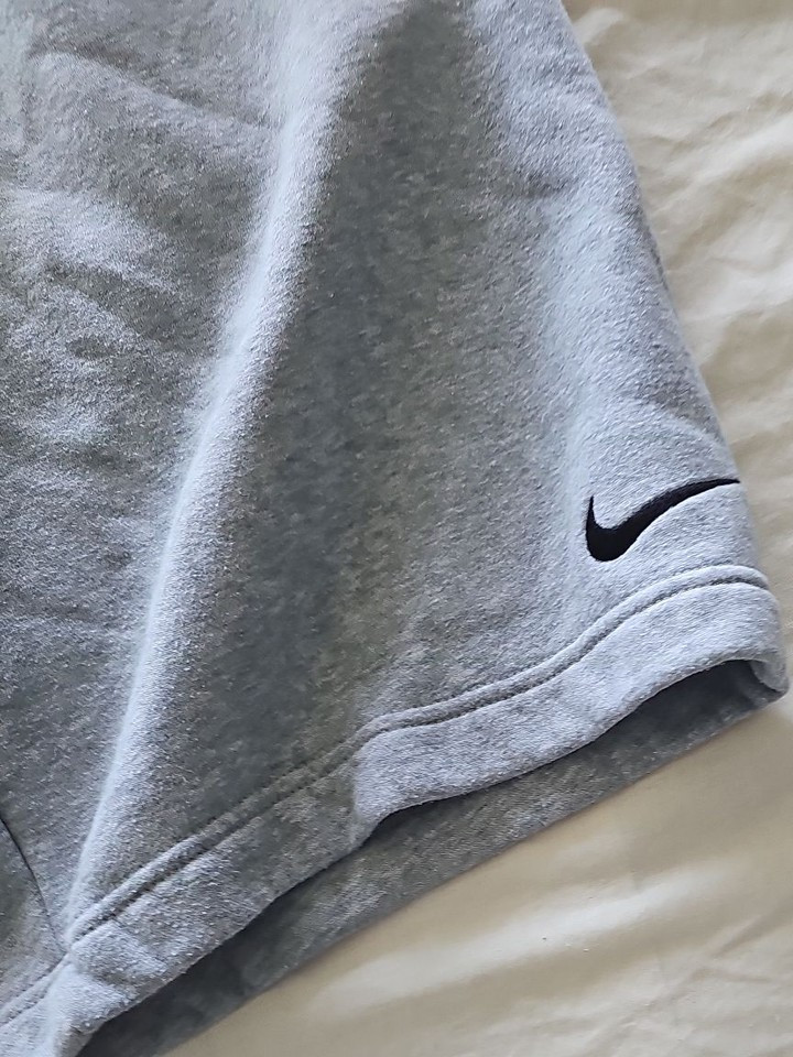 Nike Men's Grey Fleece Sweat Shorts 330 - Image 11
