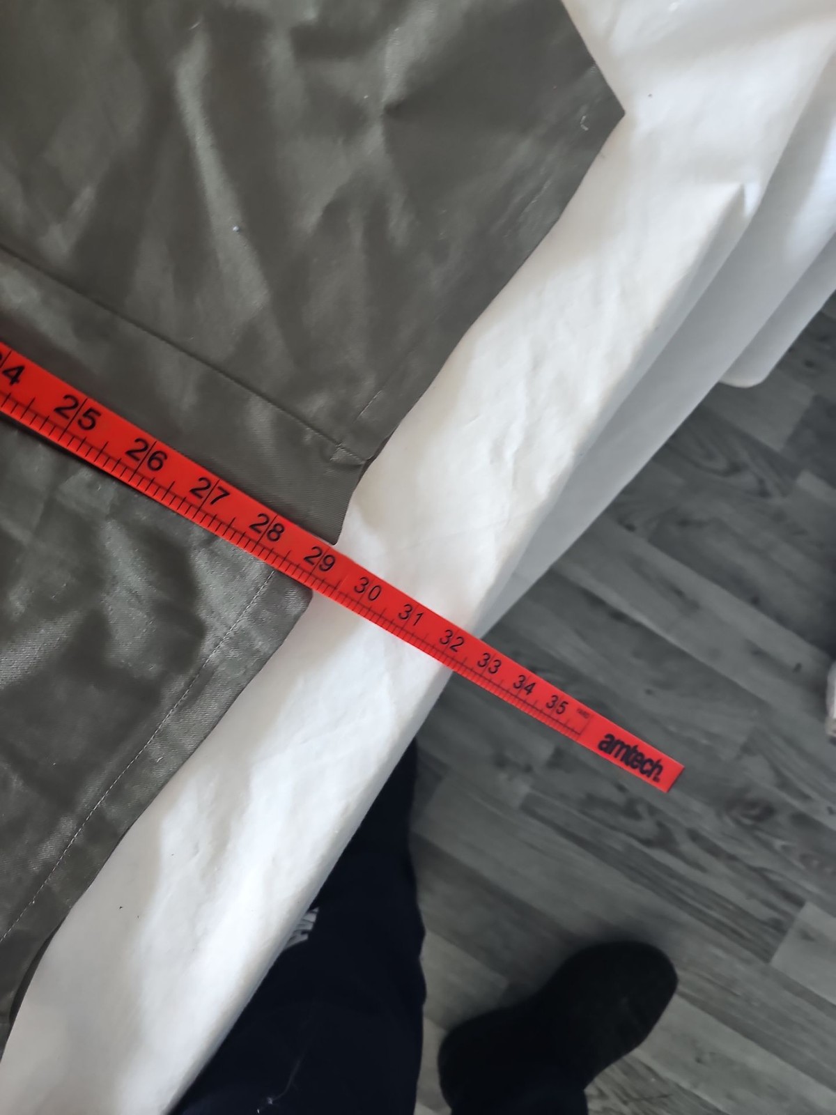 boohooMAN Tall Relaxed Multi-Tonal Khaki Cargo Trousers 238 waiste 34 leg 29 - Image 11