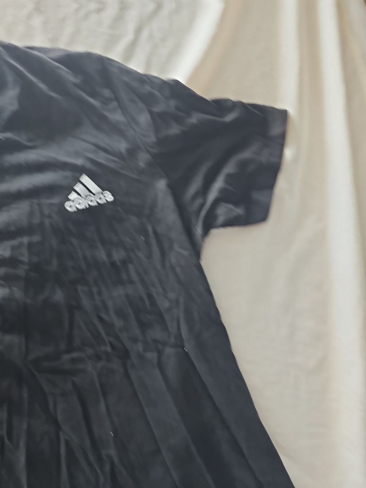 Adidas Essential Black Logo T-Shirt xl 228 - Image 9