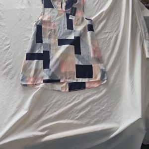 Dorothy Perkins Geometric Print Sleeveless Shell Top 232