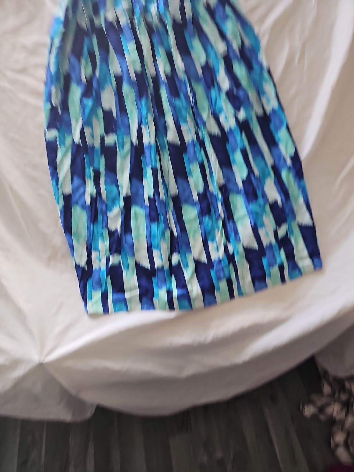 JFW Classics Abstract Blue Watercolor Print Pleated Midi Skirt