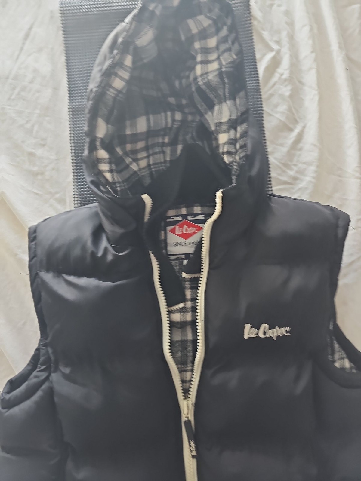Lee Cooper Padded Hooded Gilet in Navy Blue - Image 9