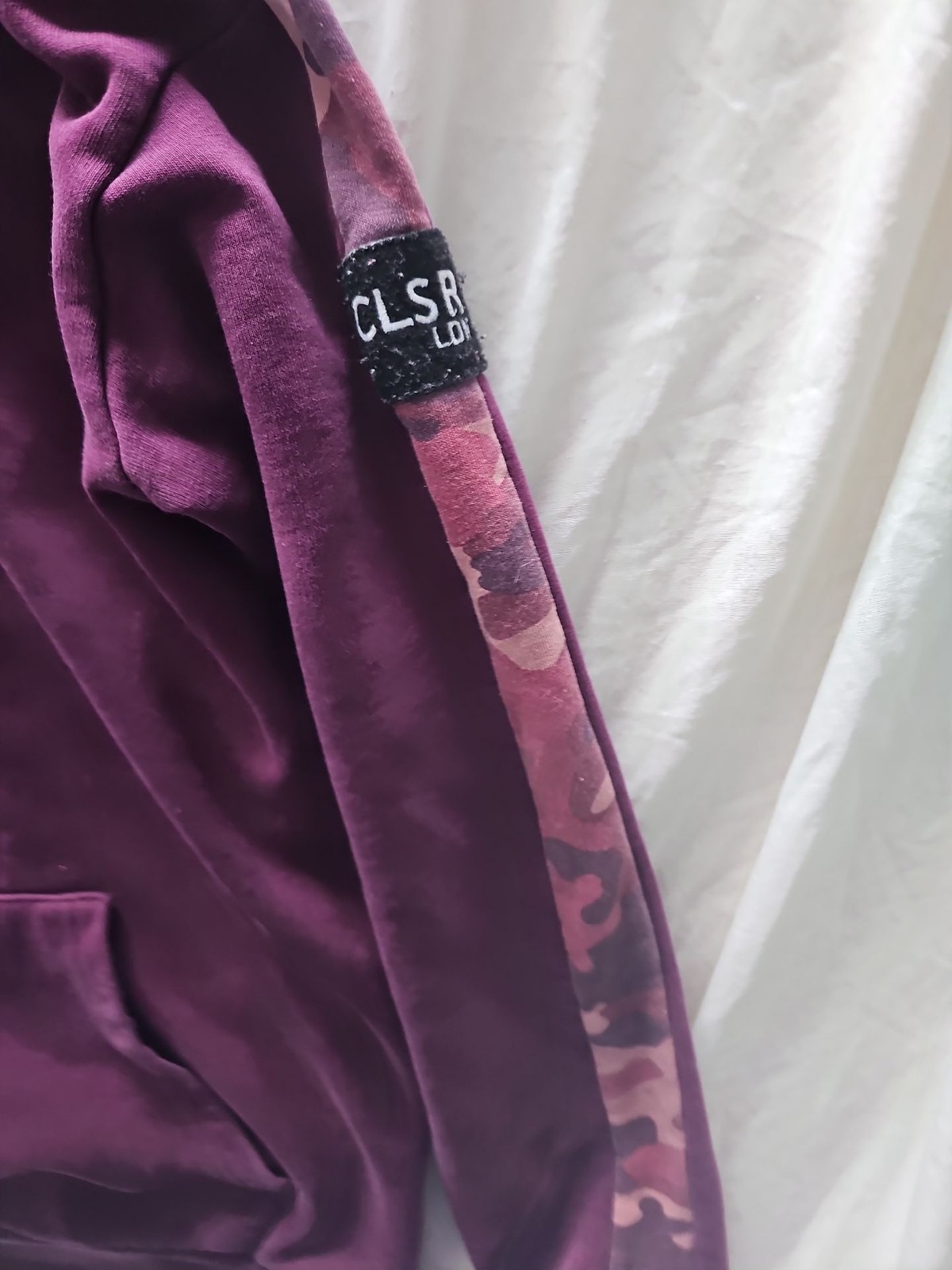Closure London Men's Burgundy Camo Panel Pullover Hoodie - Image 8