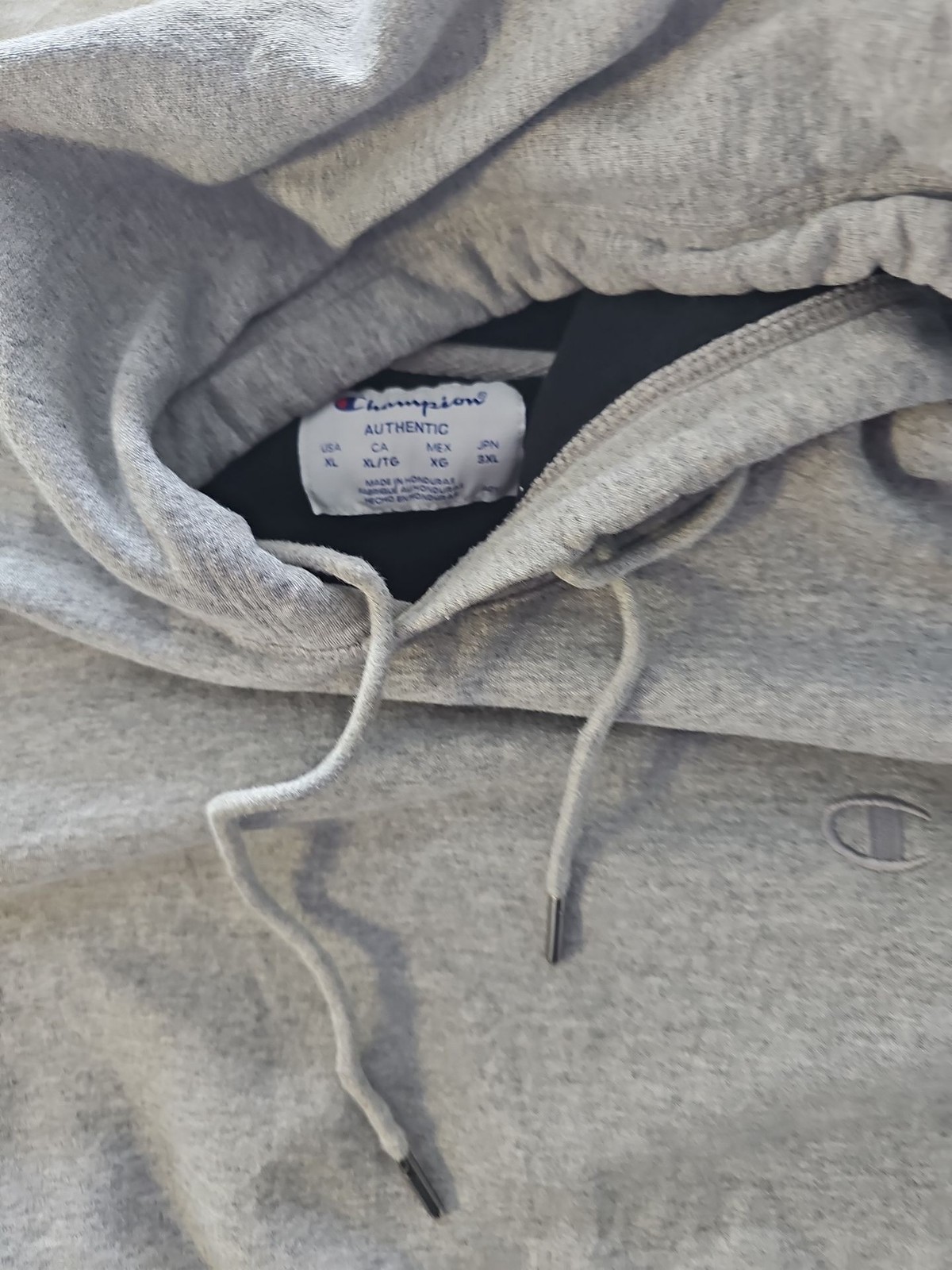 Vintage Champion Reverse Weave Hoodie in Heather Grey - Image 8
