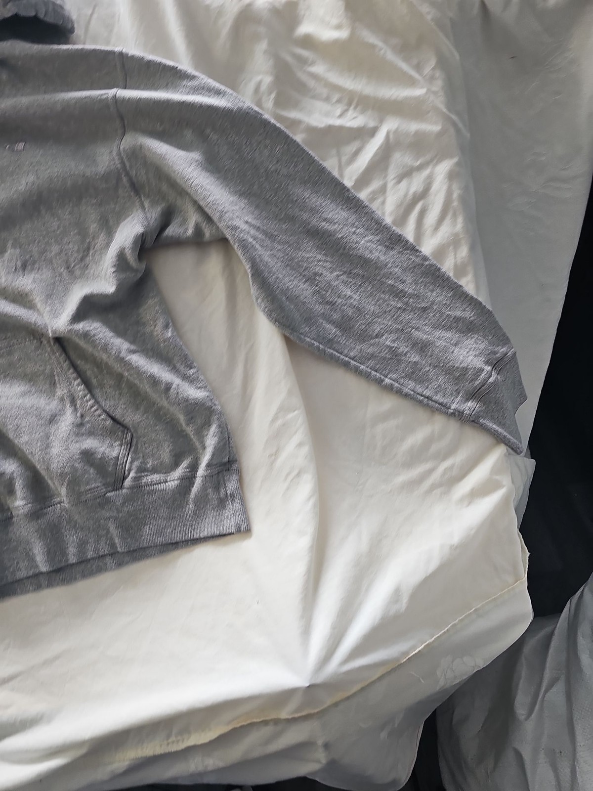 Vintage Champion Reverse Weave Hoodie in Heather Grey - Image 10
