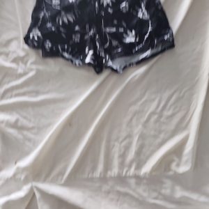 Gant Women's Black Tropical Floral Print Shorts