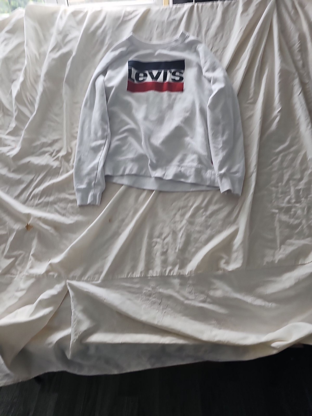 Levi's Classic Sport Logo White Crewneck Sweatshirt Small