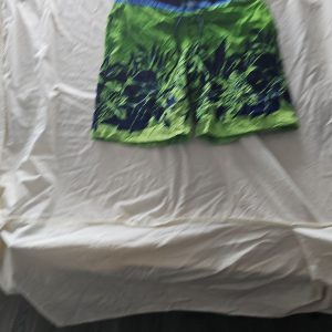 No Boundaries Men's Lime Punch Floral Board Shorts - Size 32