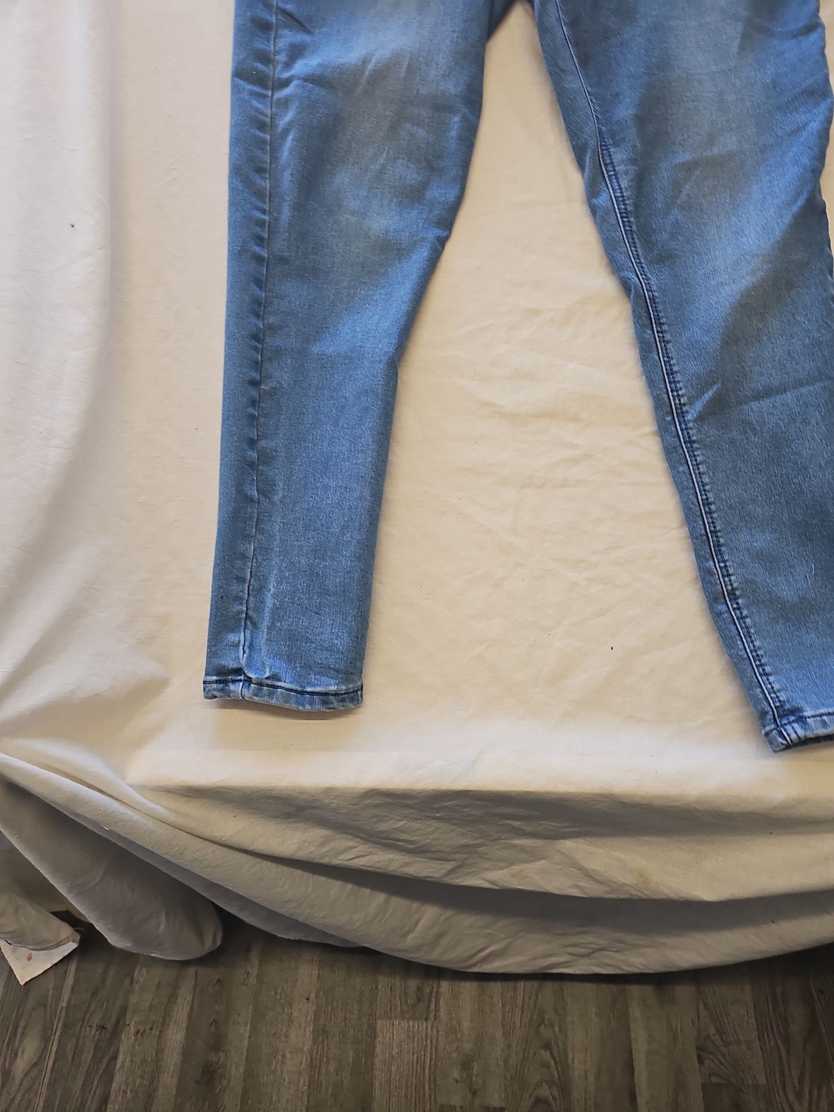 V by Very Women's Mid-Blue Skinny Jeans size 18 425 - Image 3