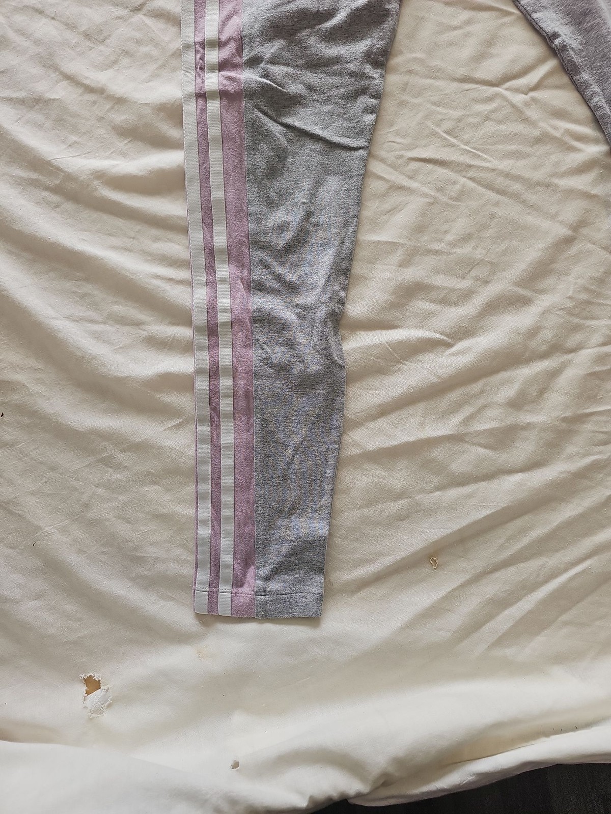 Adidas Originals Grey & Pink 3-Stripe Leggings uk6 B454 - Image 3