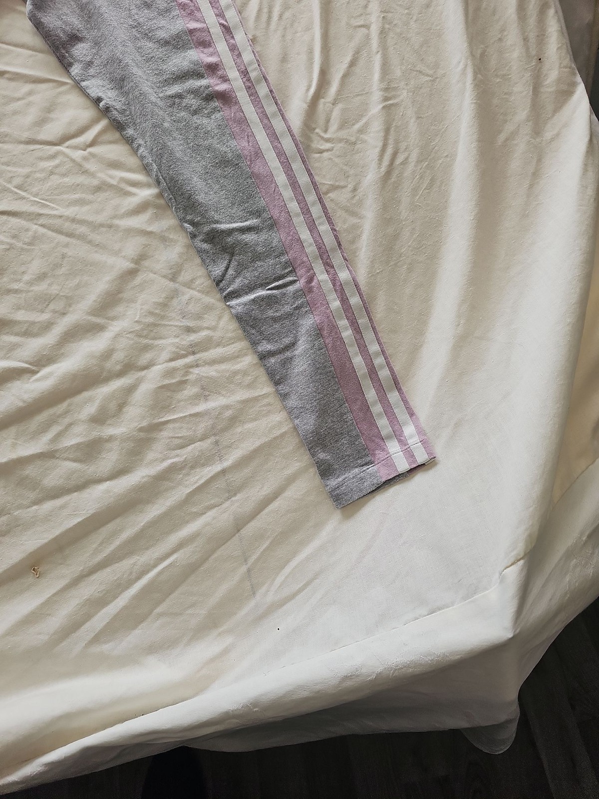 Adidas Originals Grey & Pink 3-Stripe Leggings uk6 B454 - Image 4