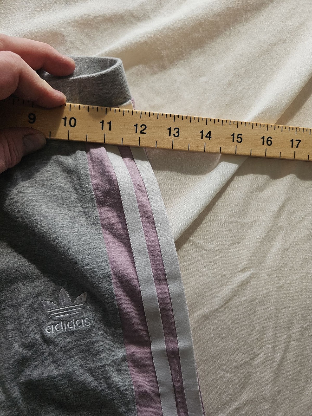 Adidas Originals Grey & Pink 3-Stripe Leggings uk6 B454 - Image 5