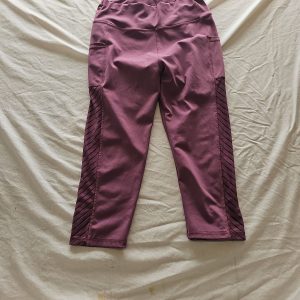 Women's Plum Cropped Activewear Leggings with Mesh Panel Detail B458