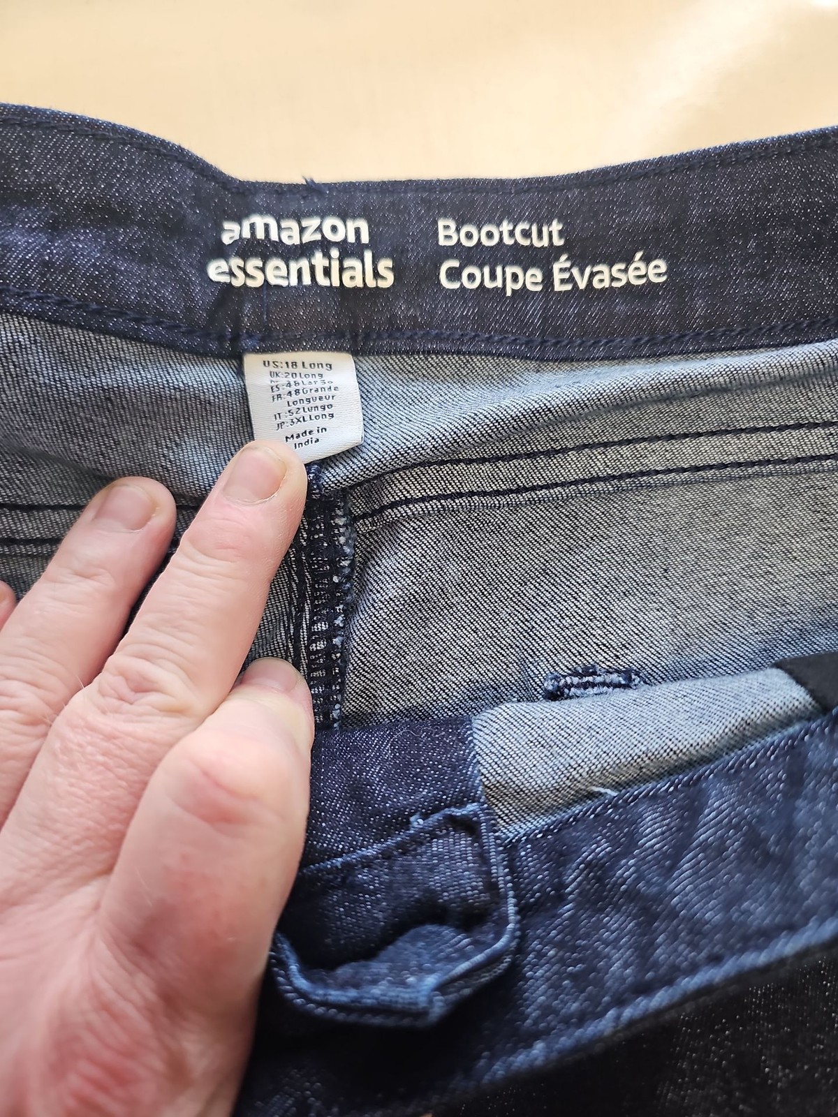 Amazon Essentials Women’s Bootcut Jeans Dark Wash Size 20 Long B470