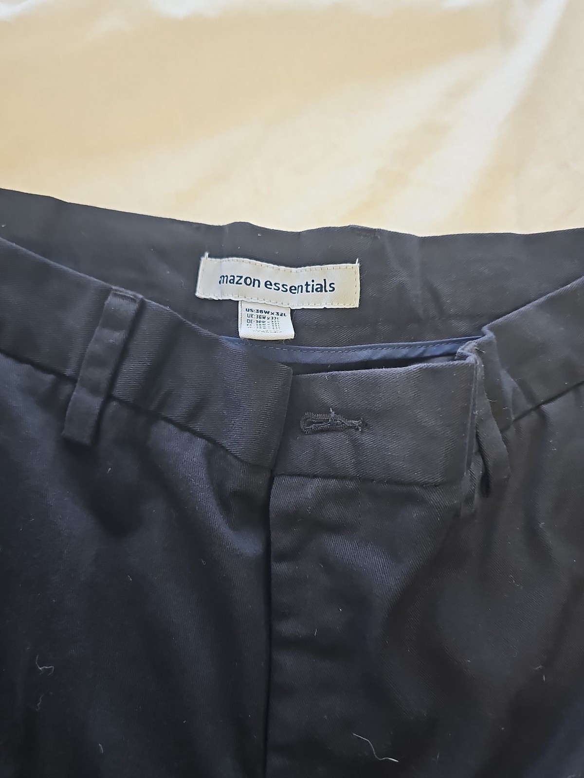 Amazon Essentials Men’s Navy Blue Flat-Front Chino Trousers 36 32 C471