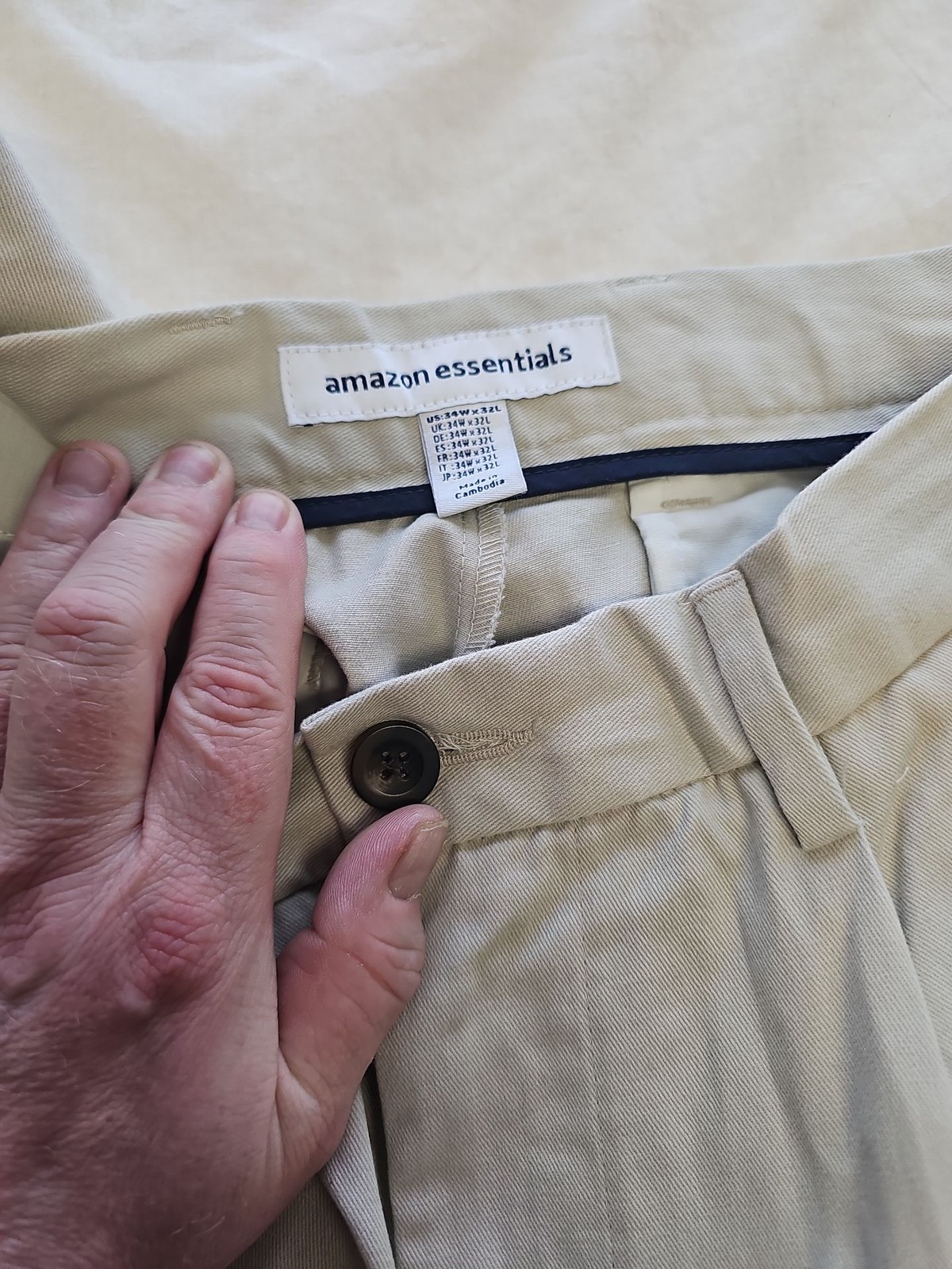 Amazon Essentials Men’s Beige Chino Trousers 34W x 32L  zc474