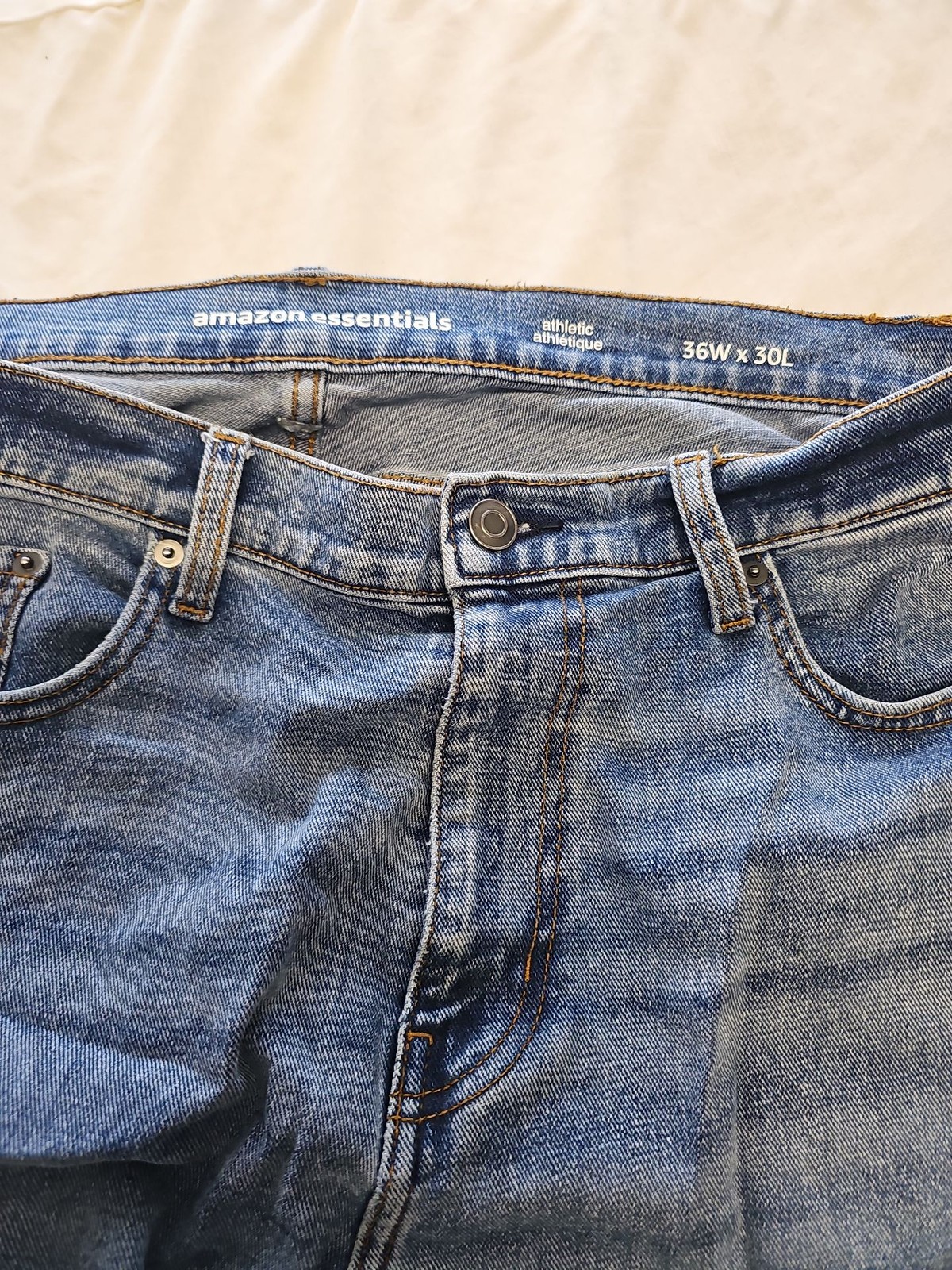Amazon Essentials Men’s Athletic Fit Blue Jeans 36W x 30L C476
