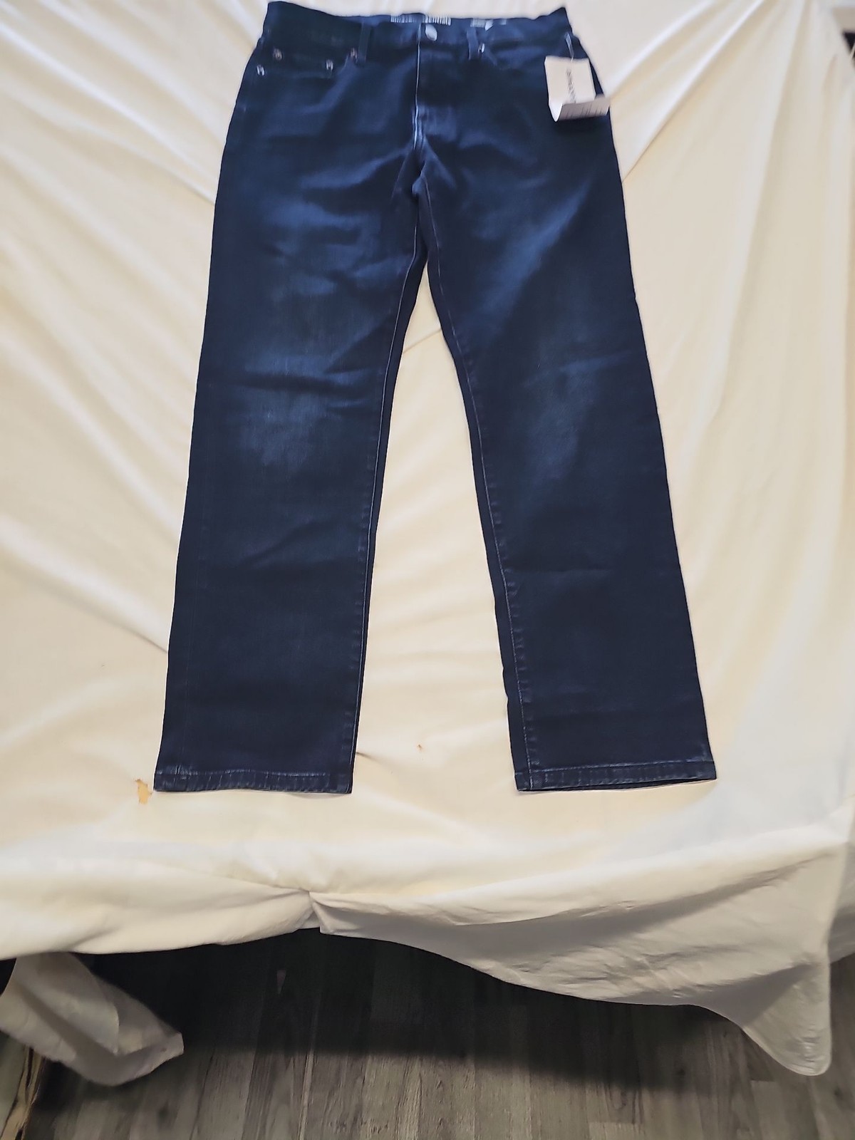 Amazon Essentials Men's Athletic Fit Dark Wash Denim Jeans 33x32 C480