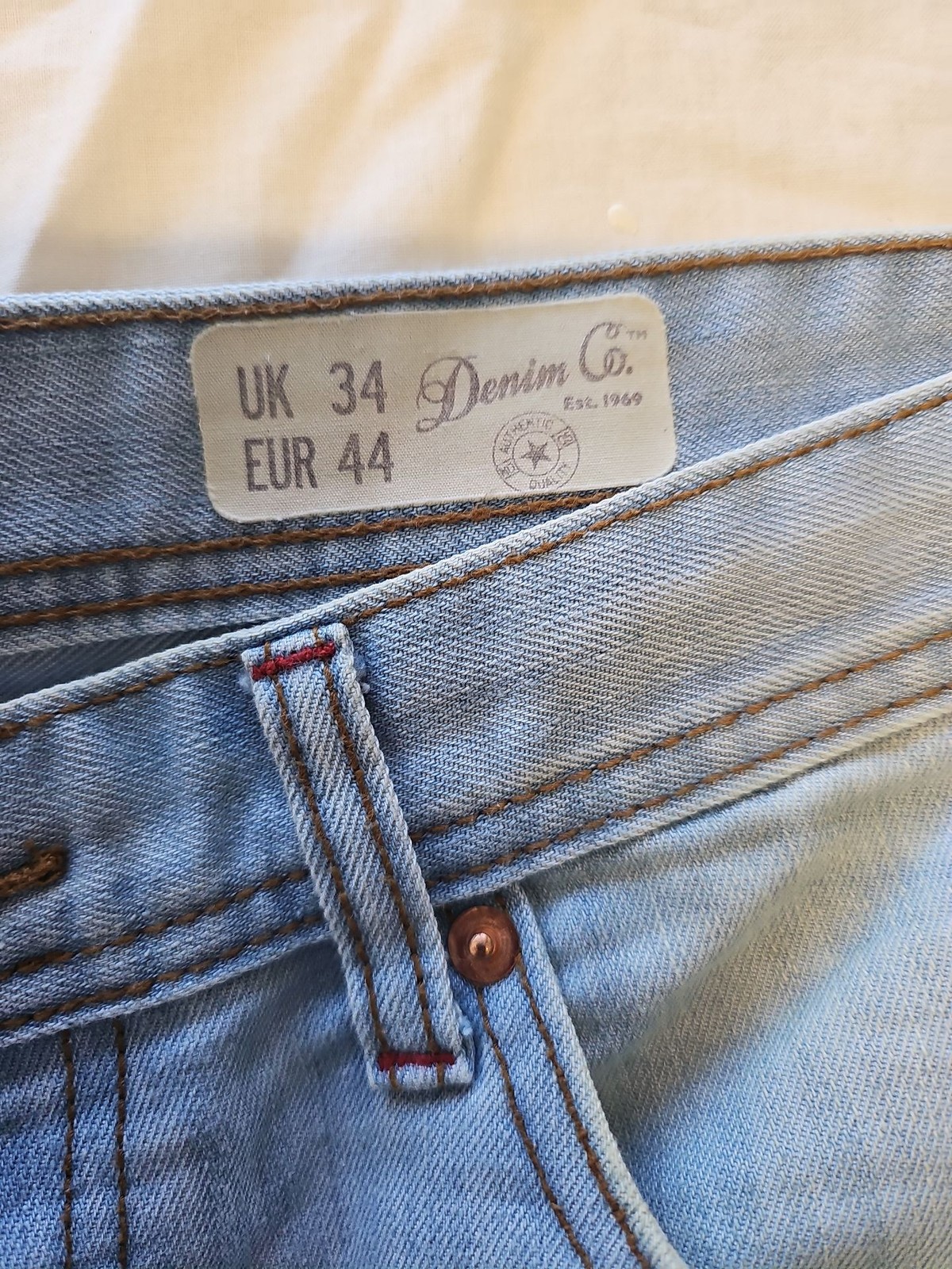 Denim Co. Light Wash Men’s Denim Shorts – UK 34 D500