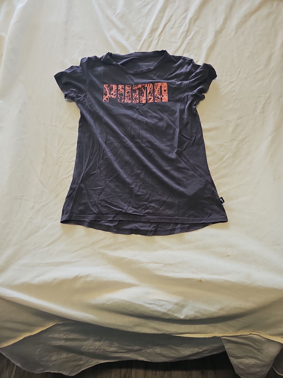 Puma Women's Graphic Logo T-Shirt Charcoal Grey & Coral Pink D493