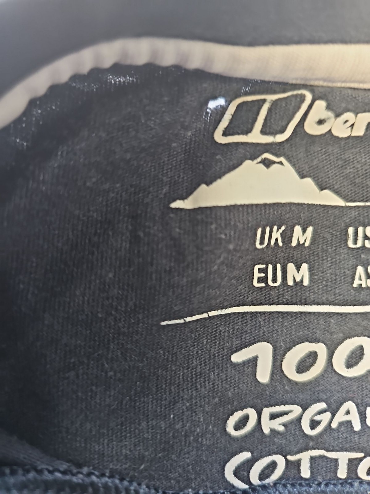 Berghaus Navy Blue Organic Cotton Graphic T-Shirt D498 - Image 3