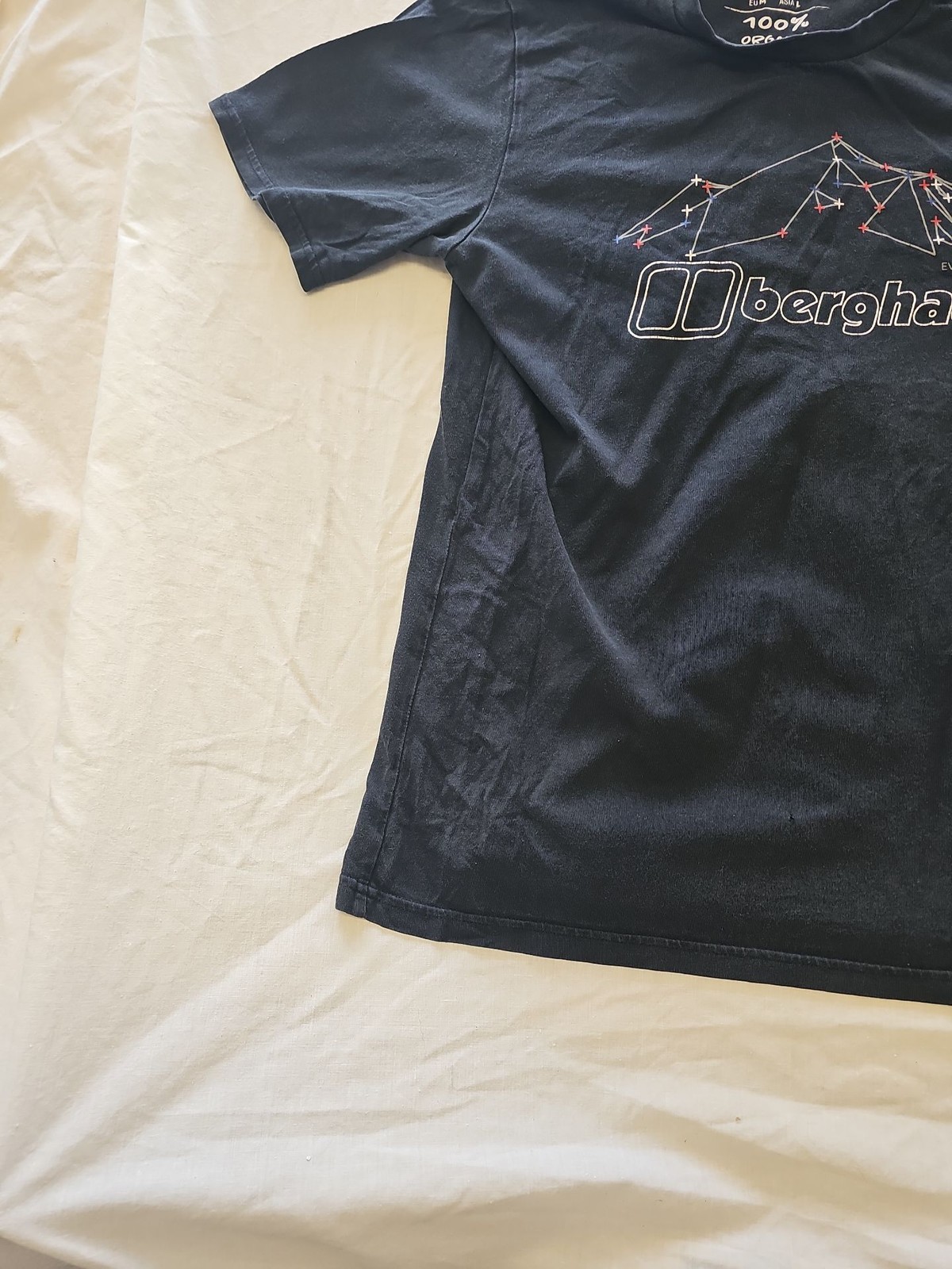 Berghaus Navy Blue Organic Cotton Graphic T-Shirt D498 - Image 4