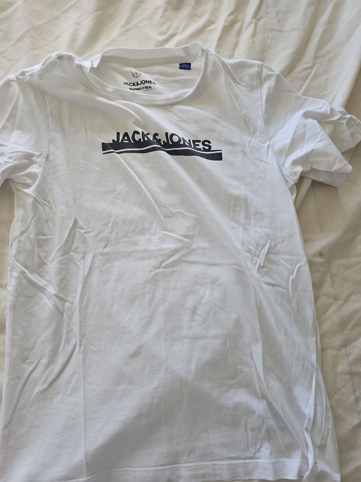 Jack & Jones Boys White Graphic Logo T-Shirt C485 - Image 3