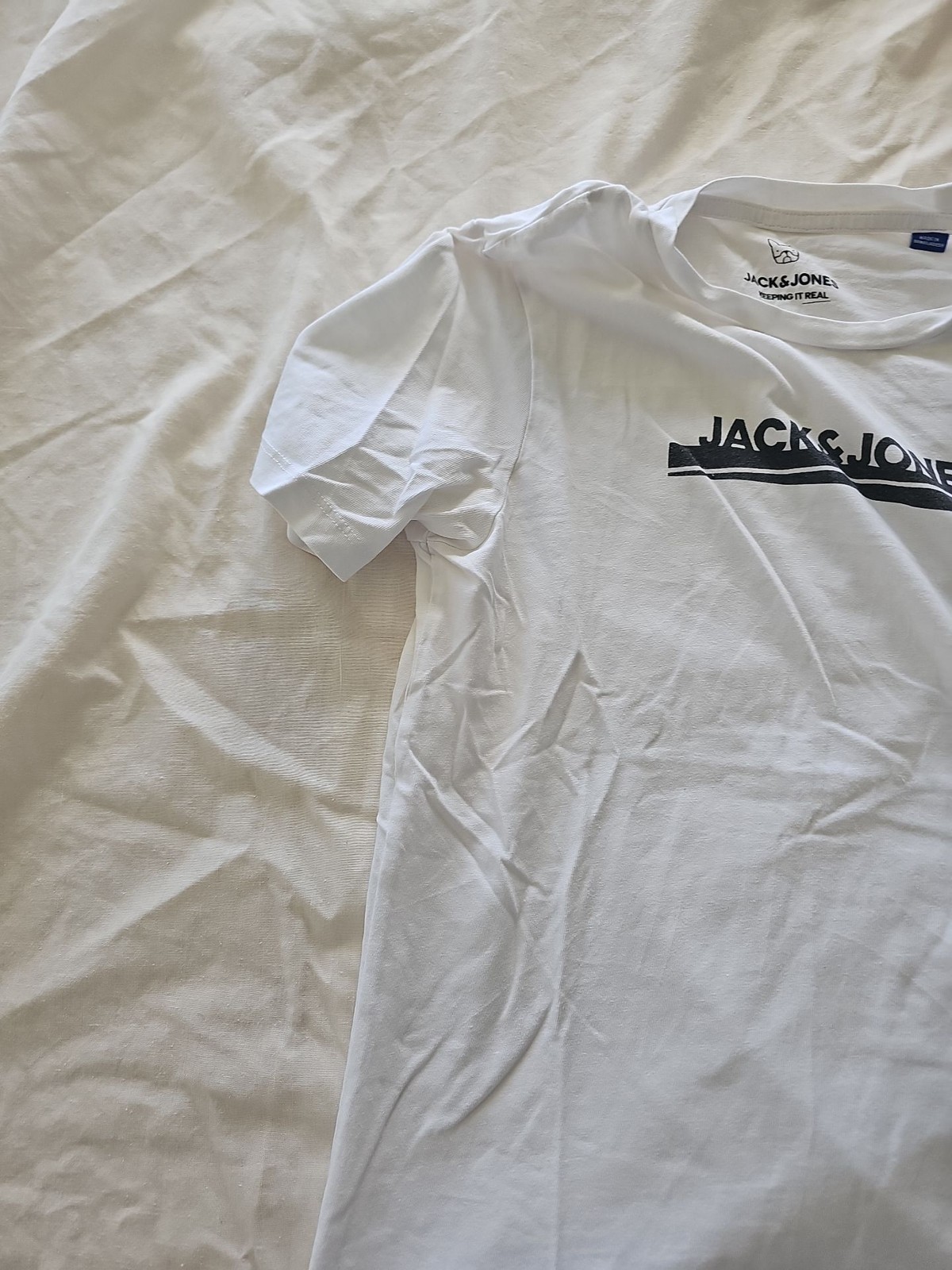 Jack & Jones Boys White Graphic Logo T-Shirt C485 - Image 4